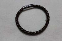PULSERAS DE CUERO CON CIERRE MAGNÉTICO UNISEX